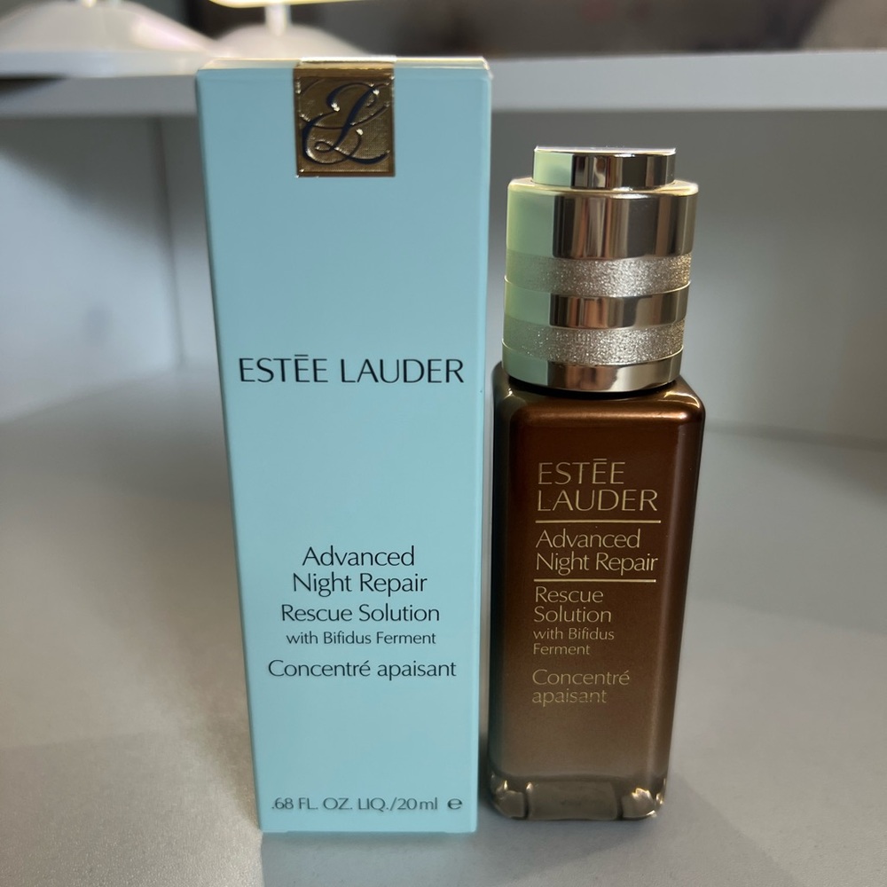 Estée Lauder Advanced Night Repair Rescue Solution Serum - Picture 7 of 10